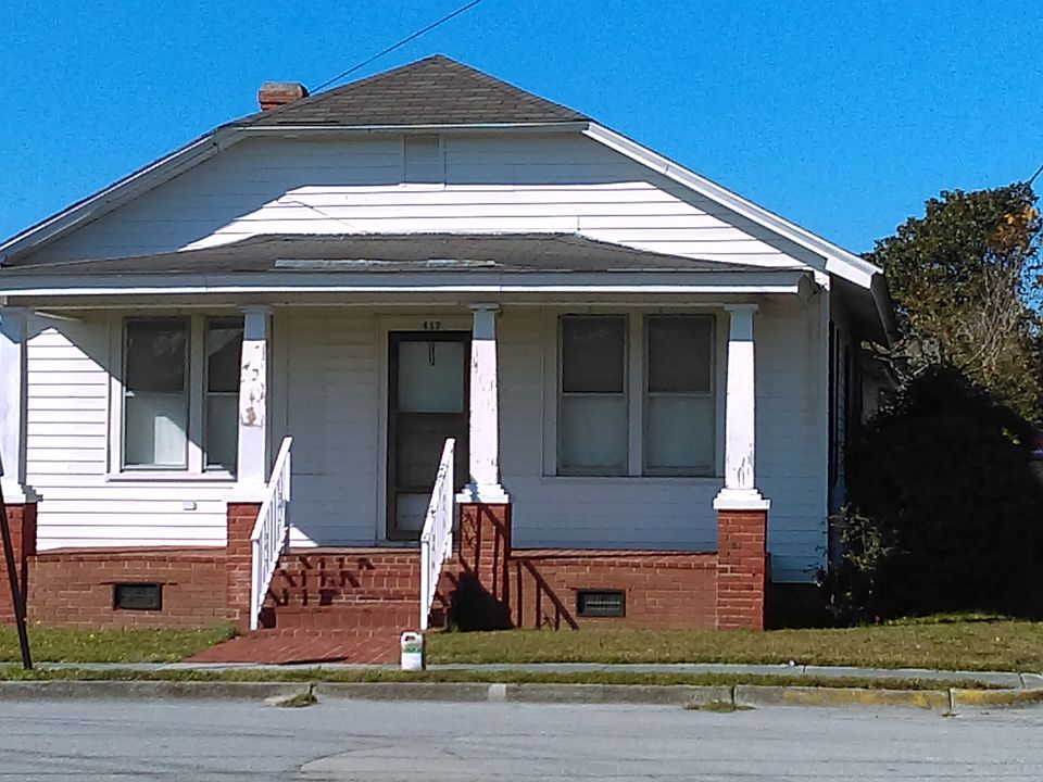 1st image of 417 Queen St