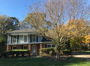 3000 Brookridge Ln, Charlotte, NC 28211