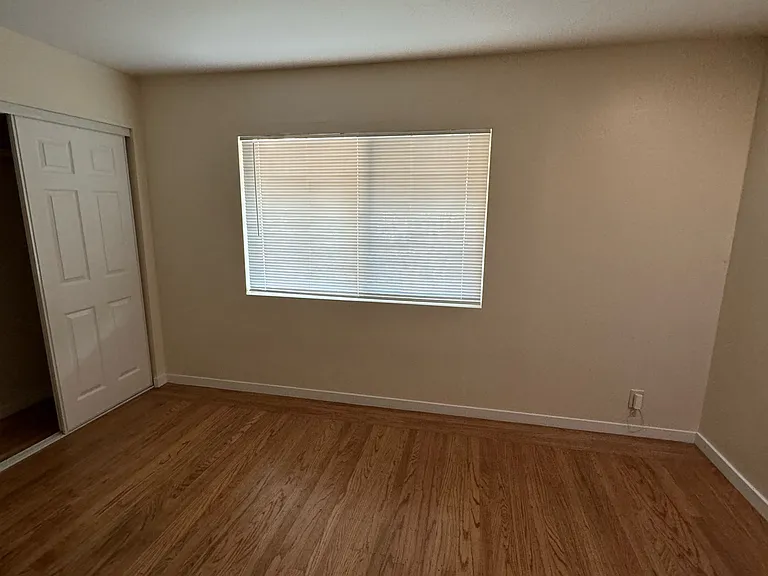 124 Halabuk Ct #2 — Photo 5