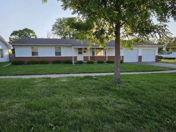 602 S Thomas St, Gilman, IL 60938