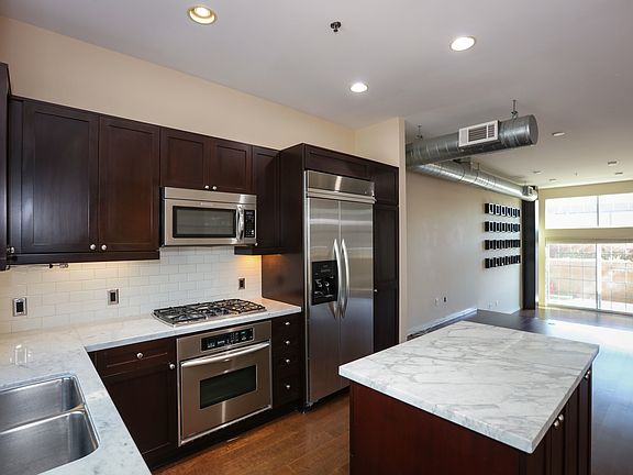 3rd image of 5350 Playa Vista Dr #50