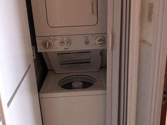 3rd image of 7550 Byron Pl APT 3S