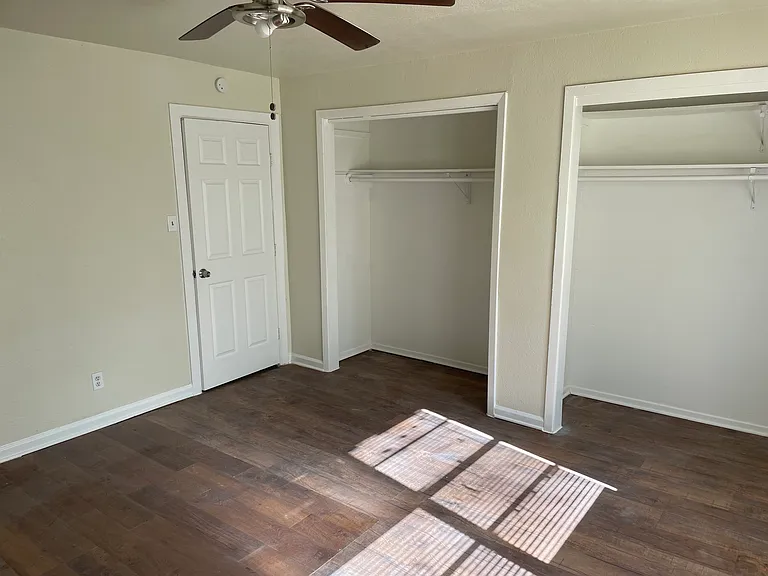5504 Manor Rd — Photo 34