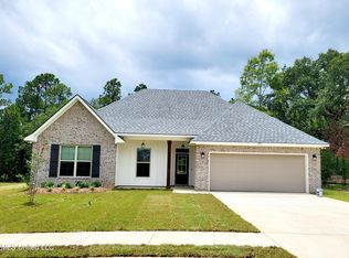 6861 Rolling Green Dr, Pass Christian, MS 39571