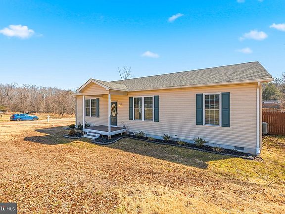 3rd image of 44615 Reeder Sanders Ln