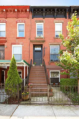 Sold by Compass | media 1