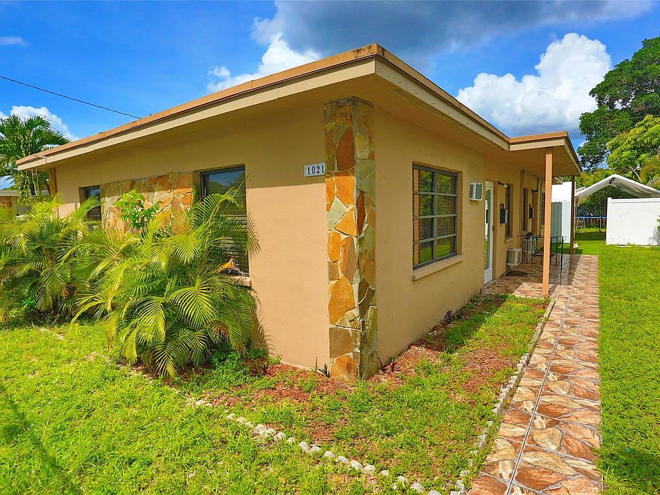 1st image of 1021 SW 24th Avenue