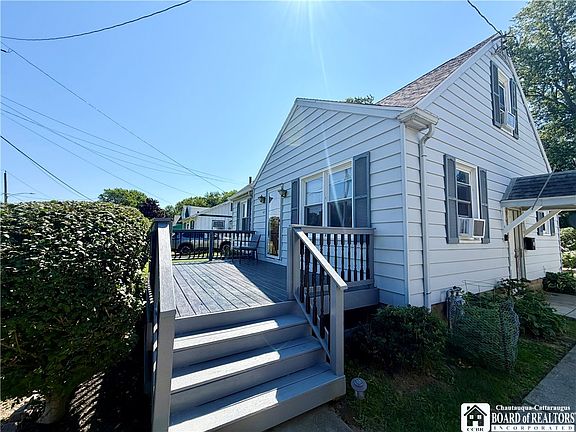 3rd image of 42 Seel St