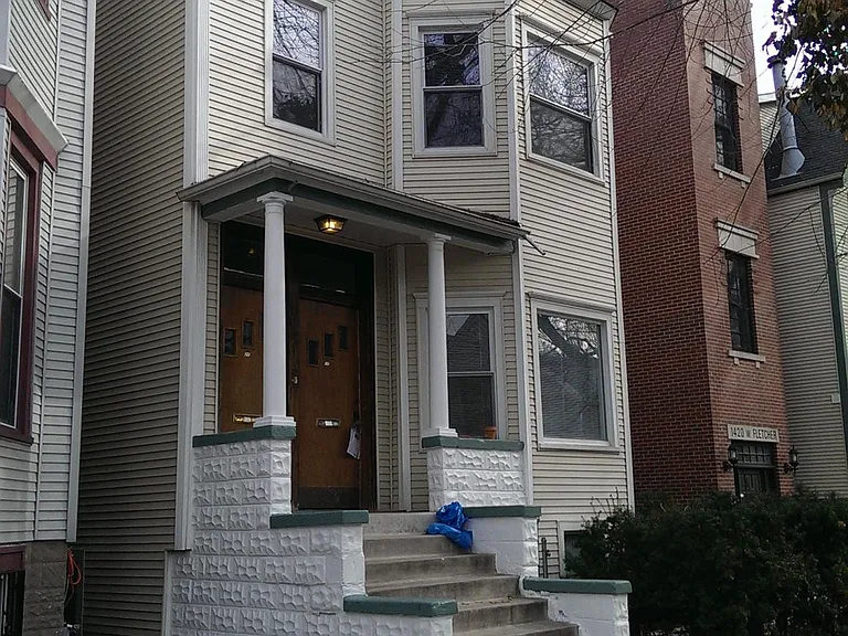 1422 W Fletcher St #G — Photo 15