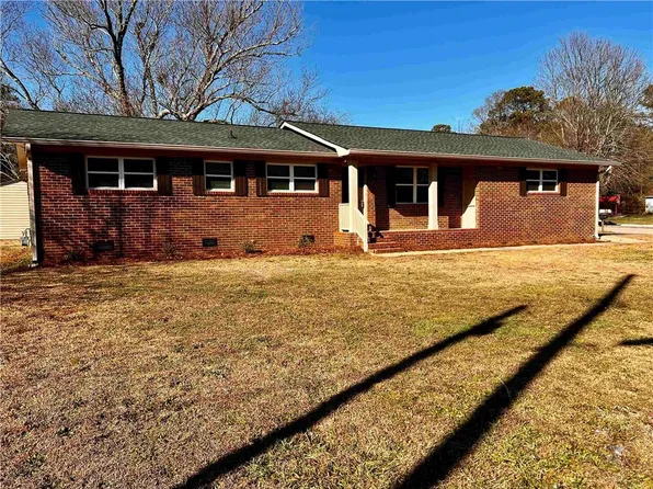 2928 Bright Star Rd, Douglasville, GA 30134