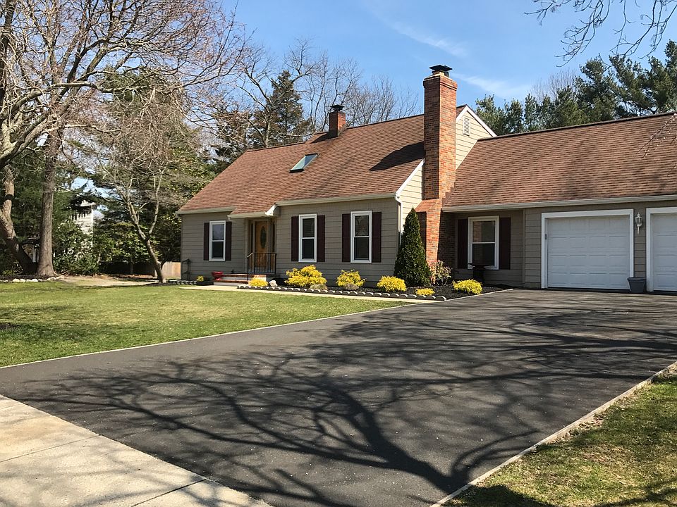 1st image of 217 Ashlar Way