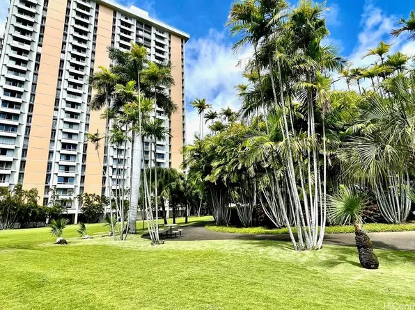 1519 Nuuanu Ave APT 1241, Honolulu, HI 96817