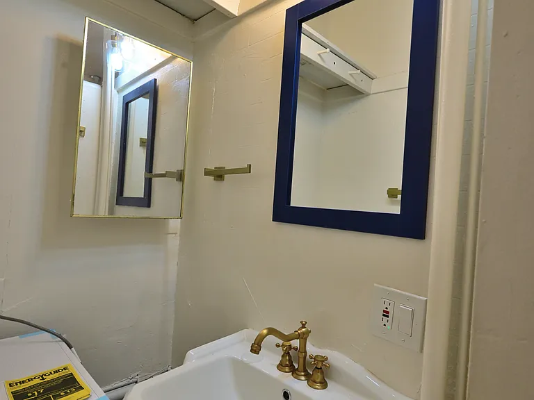 48 Navy St #3 — Photo 18