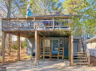 203 Oakwood St, Bethany Beach, DE 19930