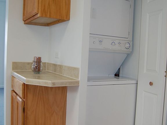 Full sized washer dryer