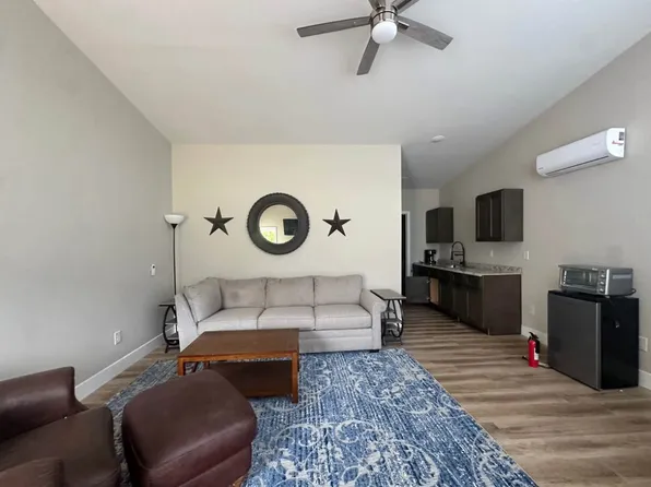 2042 Creek Rd, Wildwood, GA 30757