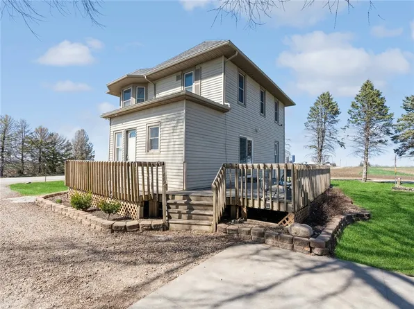 11212 T Hwy S #38, Lynnville, IA 50153