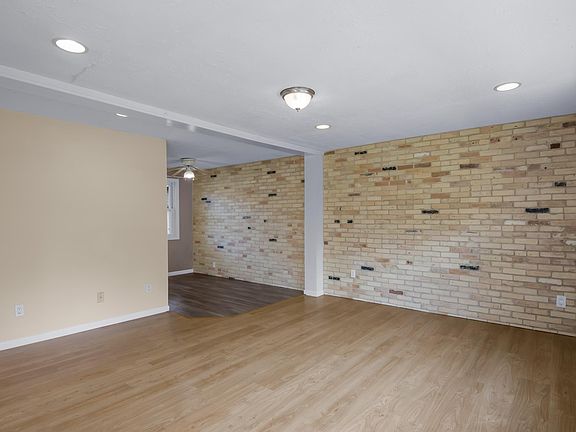 5th image of 803 George St