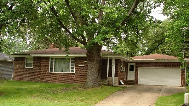 1st image of 1850 W Ogden Cir