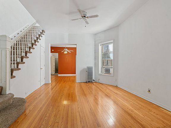 3rd image of 5461 S University Ave #5461