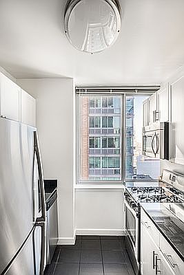 4th image of 101 W End Ave APT 30C