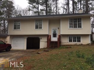 2140 Scarbrough Rd, Stone Mountain, GA 30088