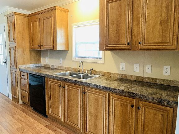 5th image of 394 Morristown Cay