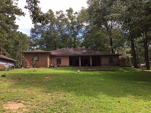 3rd image of 164 Lee Stephens Dr