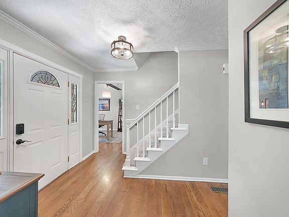 5th image of 5850 Moray Ct
