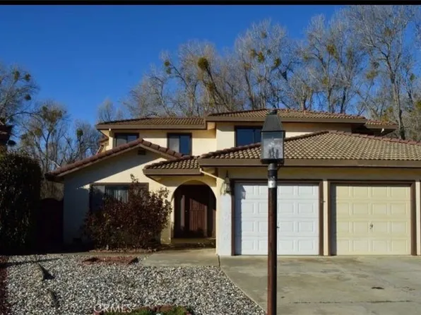 15065 Highlands Harbor Rd, Clearlake, CA 95422