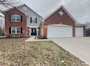 627 Creston Point Cir, Indianapolis, IN