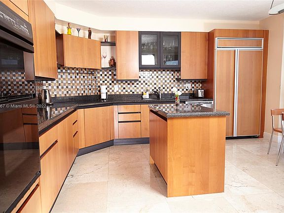 3rd image of 17555 Collins Ave APT 1002