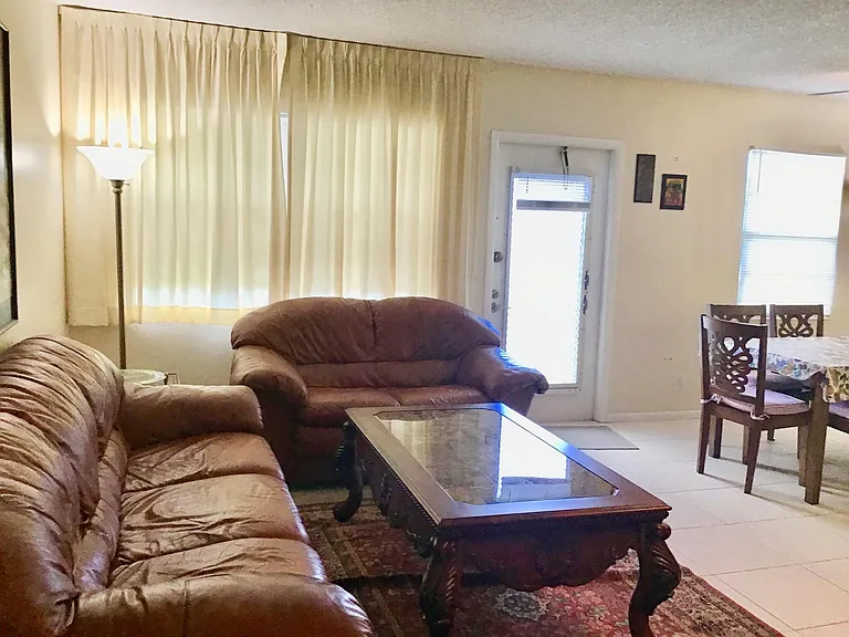 4004 Exeter Dr #A — Photo 5