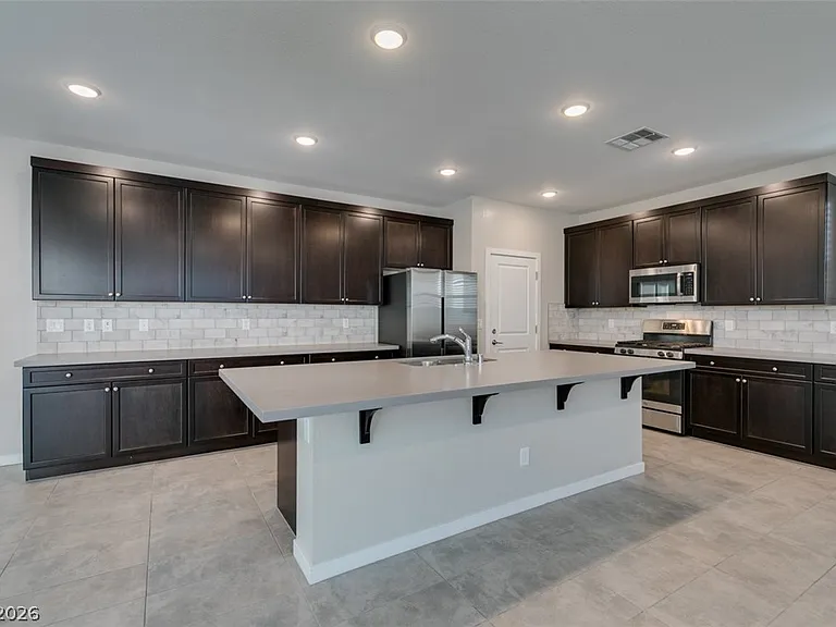 520 Founders Creek Ave — Photo 22