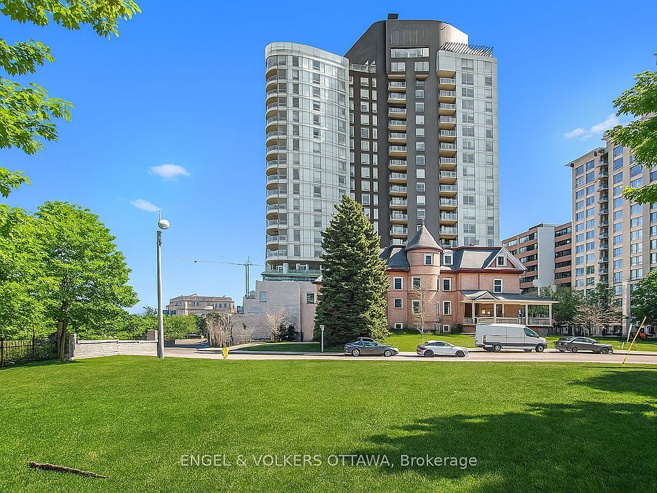 1st image of 428 Sparks St #305