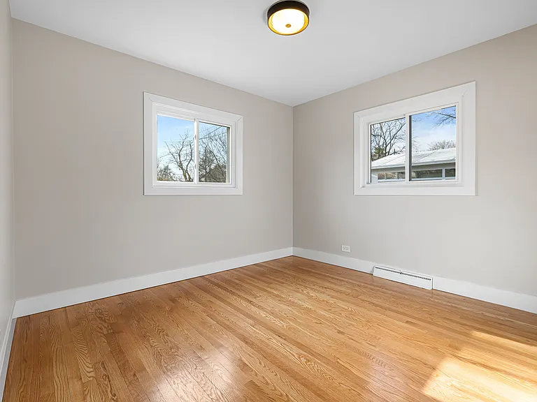 5130 Williams St — Photo 13