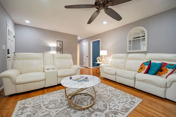 Leather Couch, Loveseat that all recline