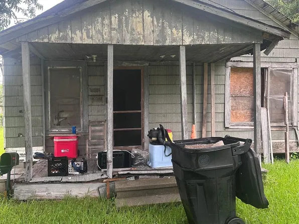 3615 Crandon St, Houston, TX 77026