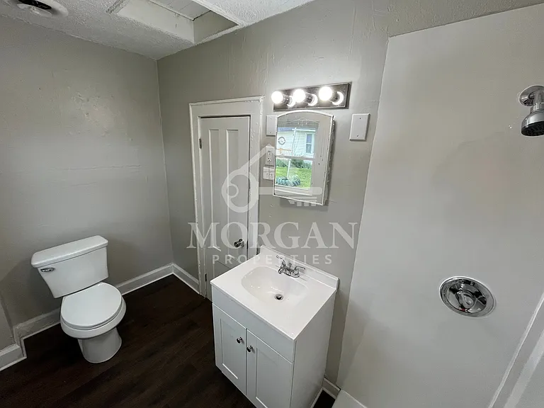 2316 S Walnut St — Photo 4