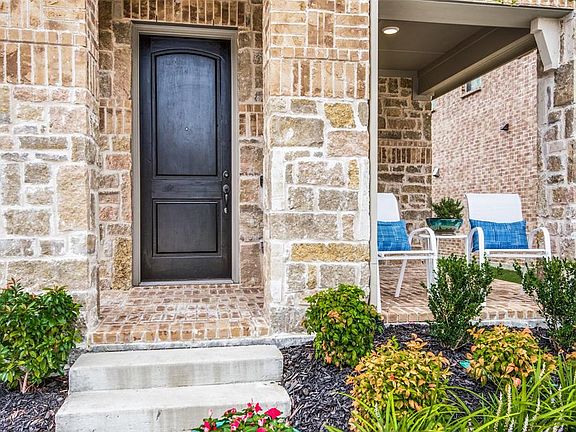 2nd image of 2280 Lobo Ln