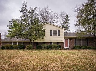 5506 Cumnock Rd, Louisville, KY 40291