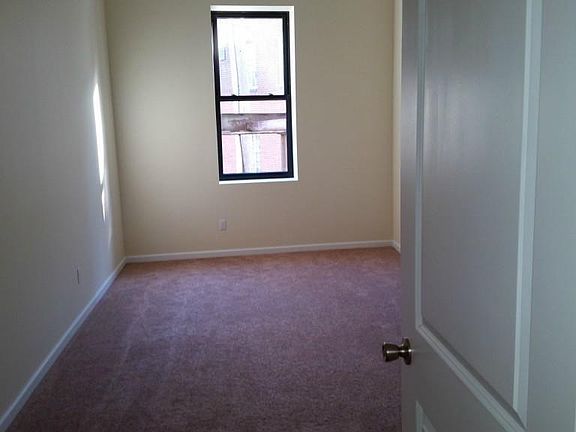 3rd image of 37 North St Ste 2