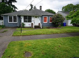 8522 SE Taylor St, Portland, OR 97216