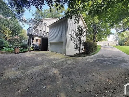 2083 Melissa Ct — Photo 2