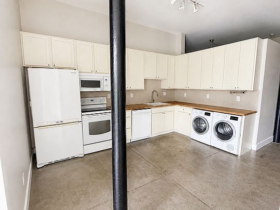 5th image of 4432 Olive St APT E