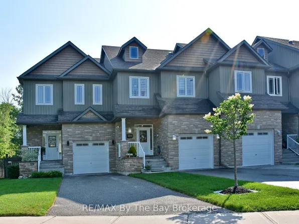 121 45th St N, Wasaga Beach, ON L9Z 1Z4