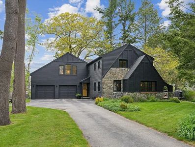 31 Forest Rd, Cape Elizabeth, ME, 04107