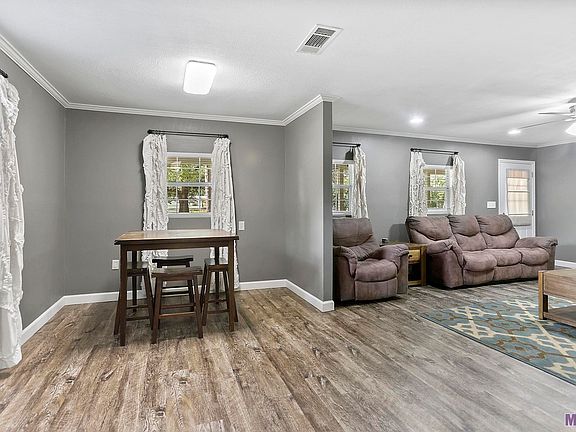 4th image of 9227 Arleen Ave