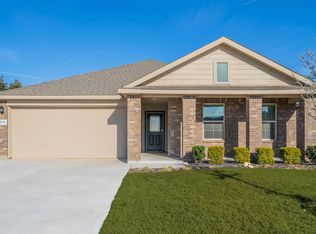 714 Christopher Dr, Cleburne, TX 76033