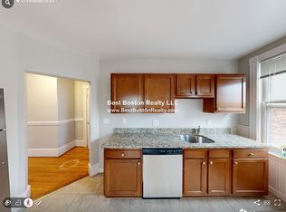 12 Pleasant St #3, Cambridge, MA 02139